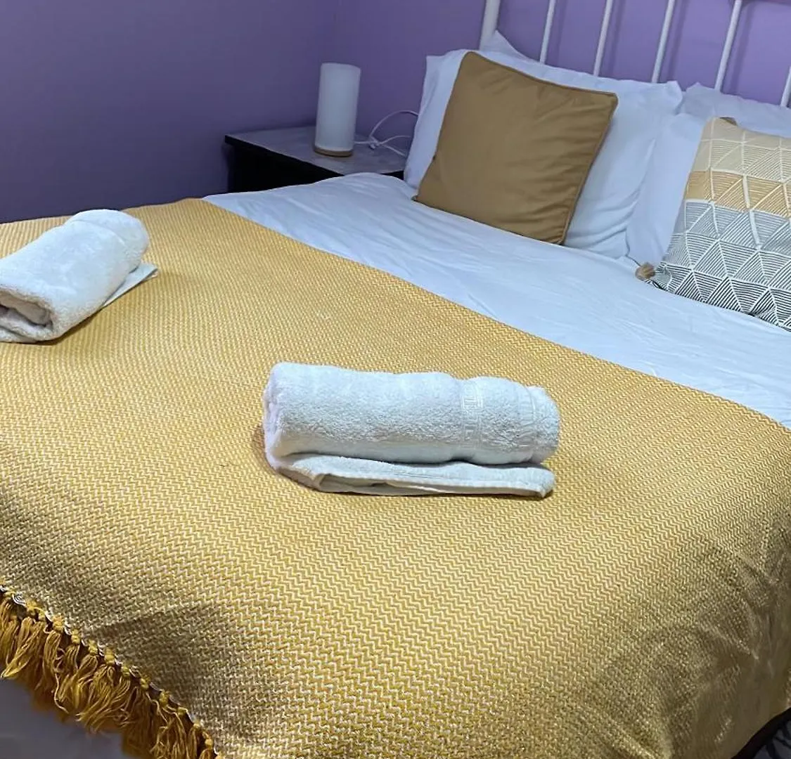 A Homestay In The Heart Of Ilford 0*,  United Kingdom